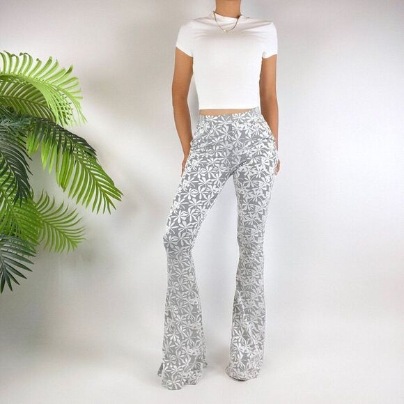 Vintage Y2K Gray Floral Fairy Grunge Whimsygoth High Waisted Flare Pants /Small - Picture 5 of 5